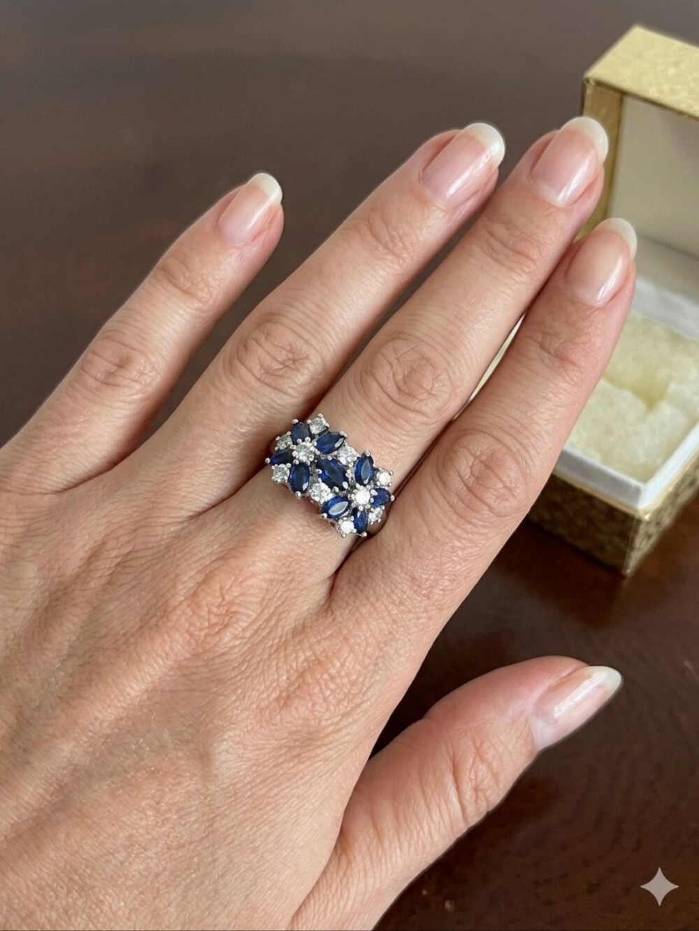 925 STERLING SILVER SAPHIRE BLUE CLUSTER DIAMONDS RING SIZE 7.5‎